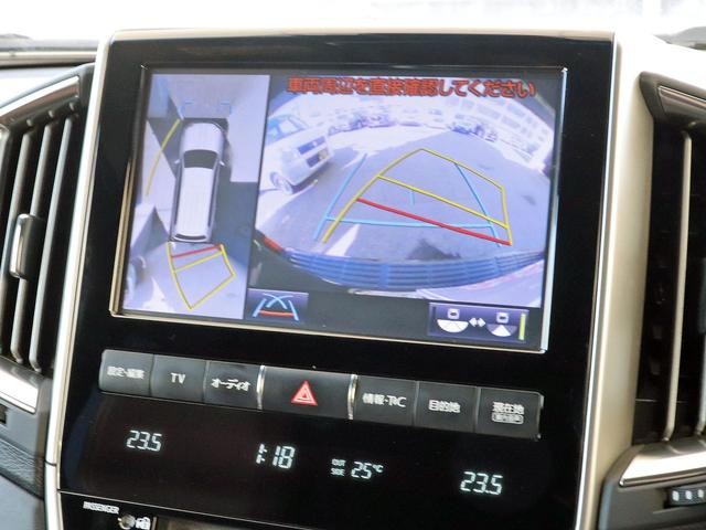 0302201A30260912W00111.jpg
