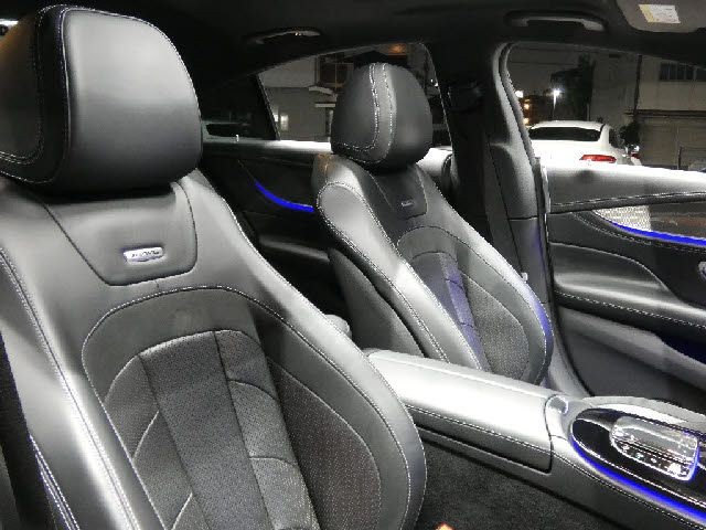 9599d274504e4bd417d37c340b890940.jpg