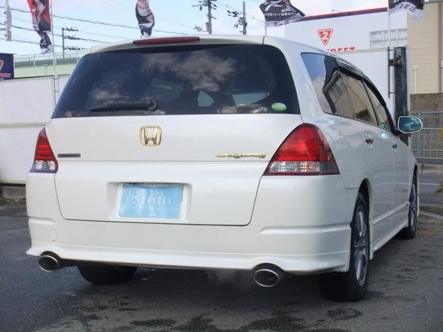 0704539A30260130W00116.jpg