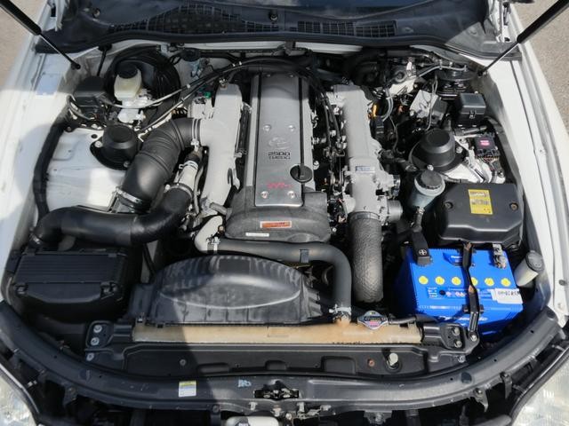 0404010A30261019W00103.jpg