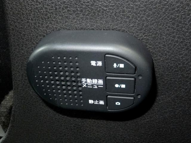 0502256A30261013W00216.jpg