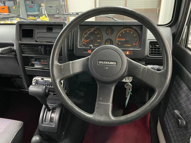 0541491A30260531W00118.jpg