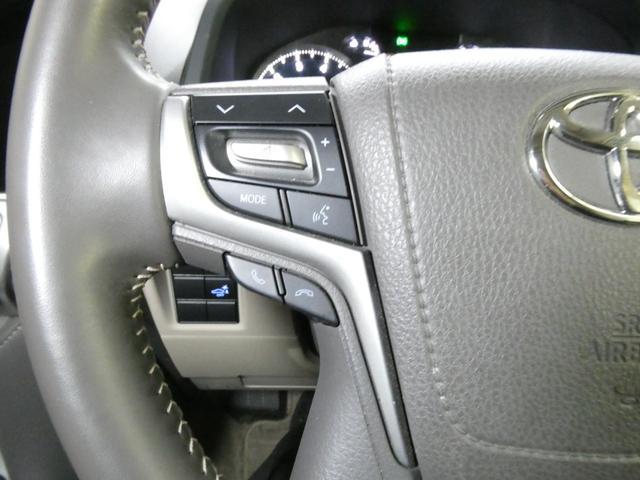 0550712A30260123W00215.jpg