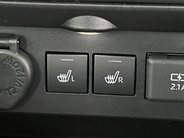 0900204A30261022W00114.jpg