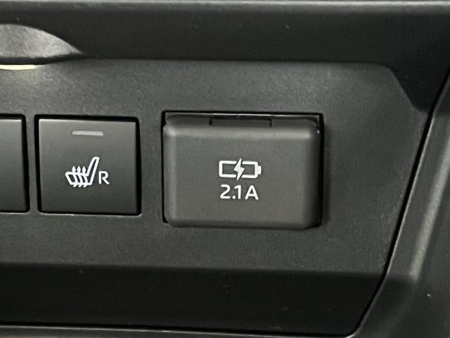 0900204A30261022W00115.jpg