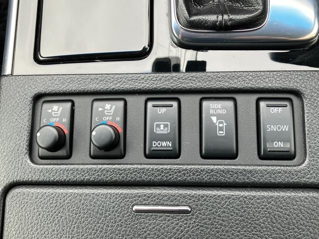 0541049A30260728W00218.jpg