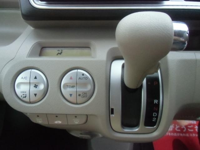 0560140A30260801W00110.jpg