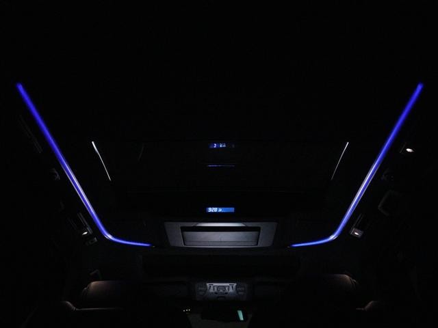 0541413A30261010W00118.jpg