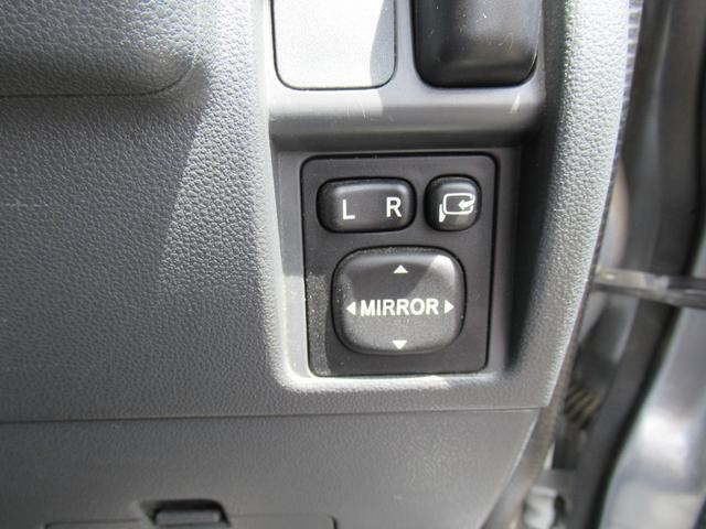 0500381A30260507W00109.jpg
