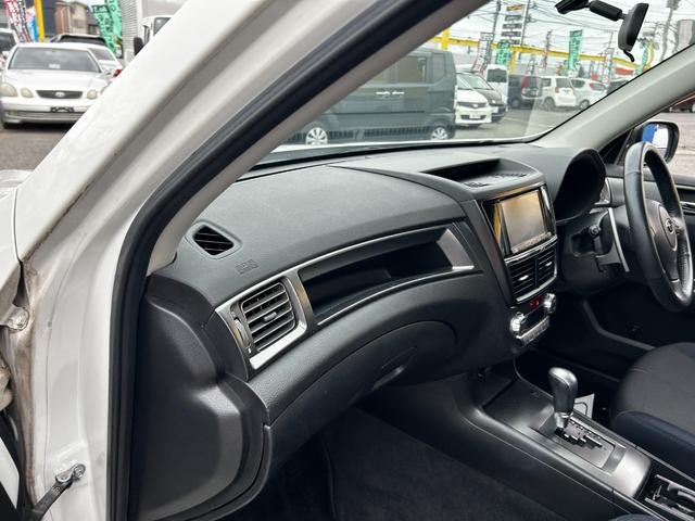 0500312A30260918W00216.jpg