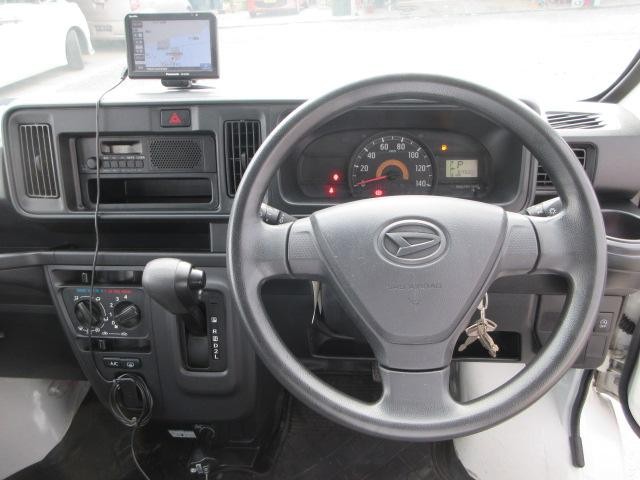0530132A30260821W00213.jpg