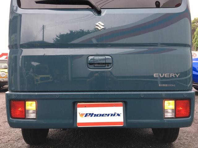 0502422A30260913W00118.jpg