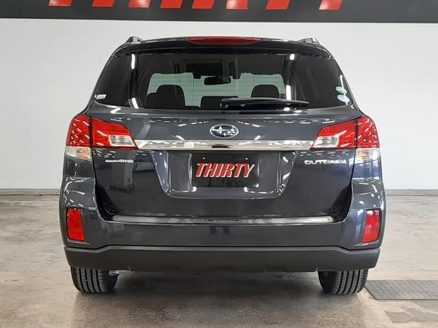 9030429A30260901W00118.jpg