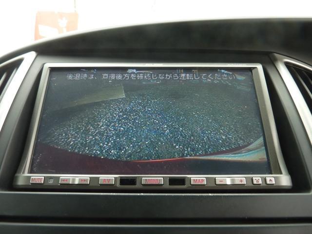 0404221A30260522W00204.jpg
