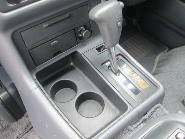 0550673A30260705W00318.jpg