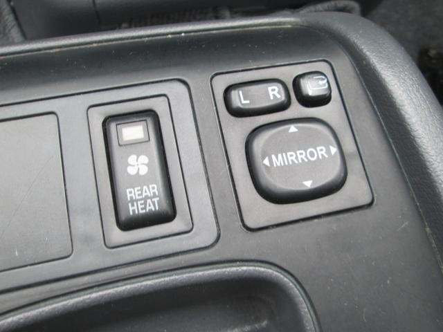 0550673A30260705W00319.jpg