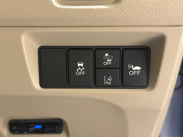 0509824A30260911W00809.jpg