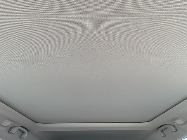 0561155A30260727W00511.jpg
