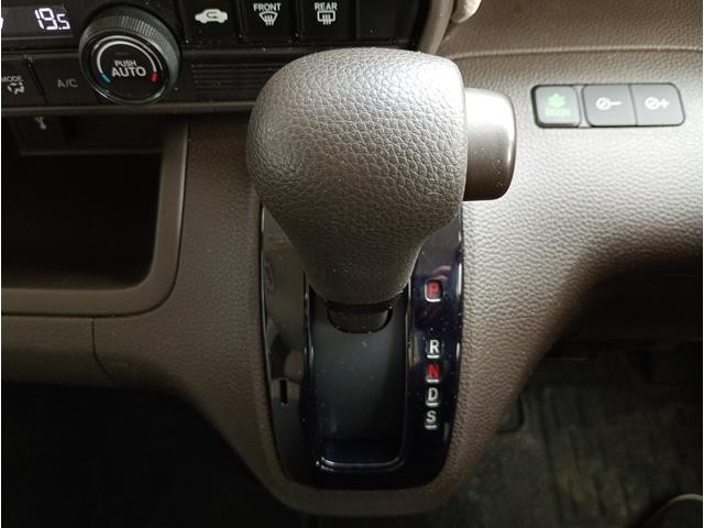 0620028A30260917W00218.jpg
