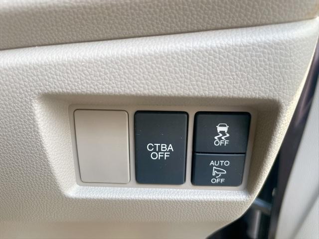 0203922A30261010W00114.jpg