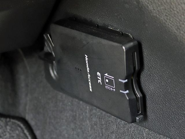0301983A30260905W00111.jpg