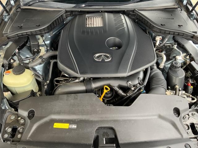 0561155A30260729W00216.jpg