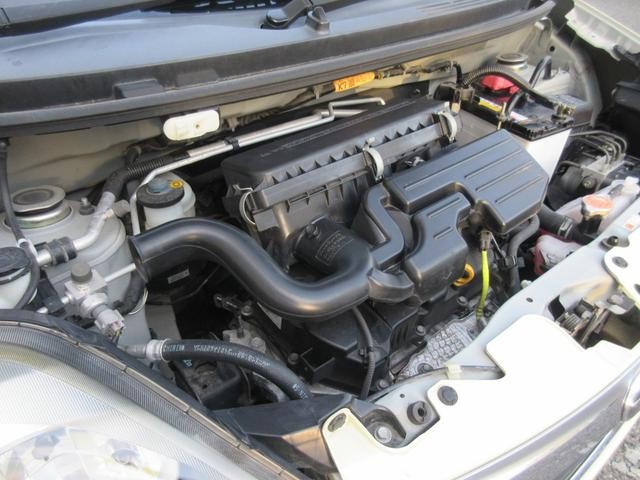 0703947A30260809W00103.jpg