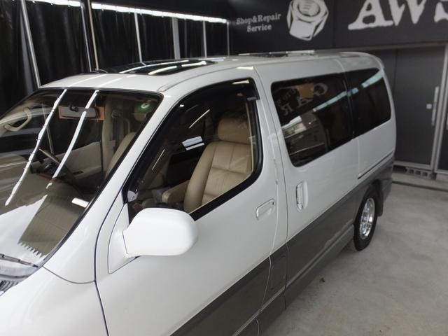 0550914A30261003W00207.jpg