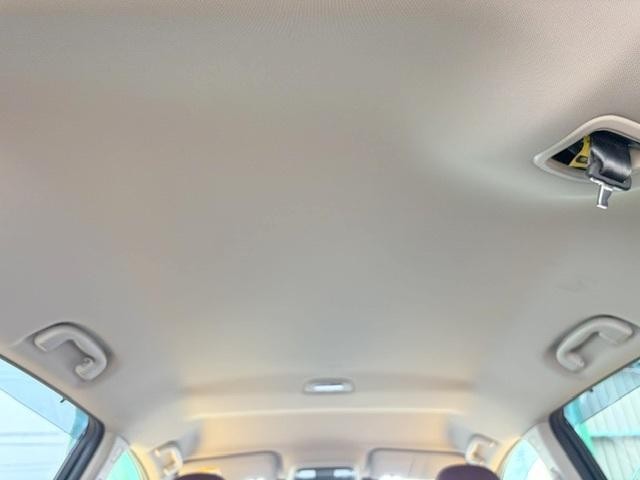 0560069A30260812W00114.jpg