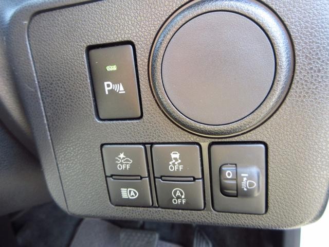 0551542A30260711W00118.jpg