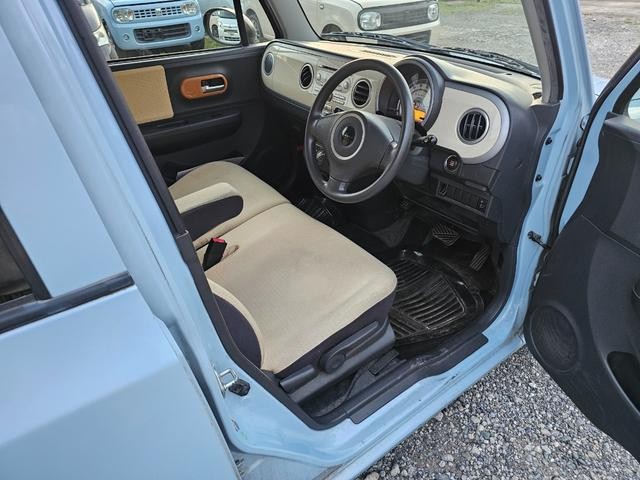 0508204A30260708W00115.jpg