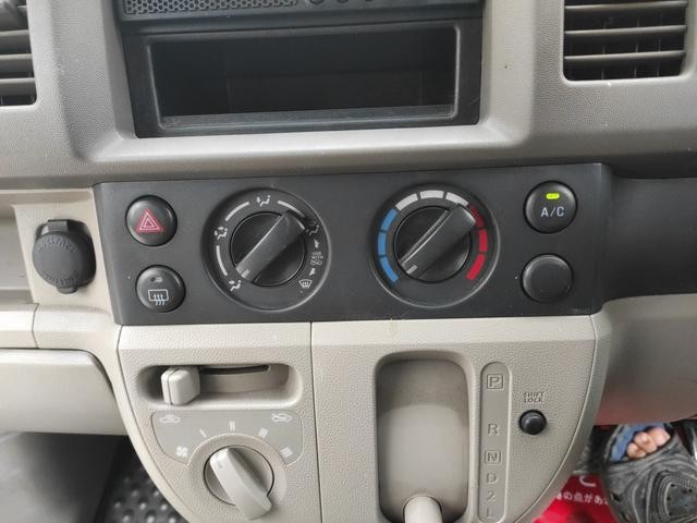 0506458A30260829W00114.jpg