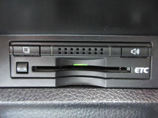 0541410A30260916W00211.jpg