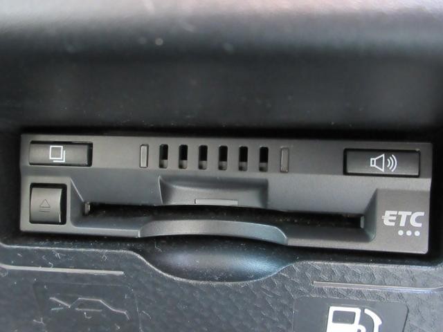 0541410A30260916W00312.jpg