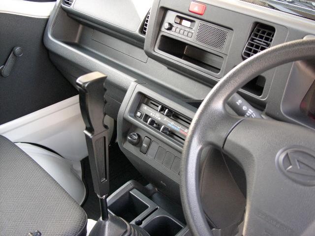 9730009A30211117W00114.jpg