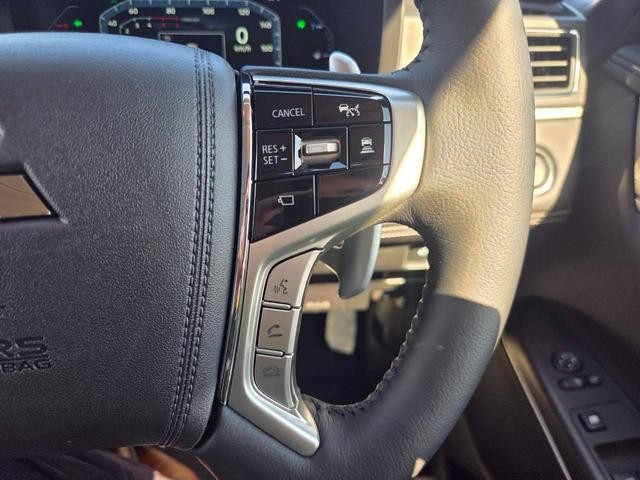 0504129A30261012W00204.jpg