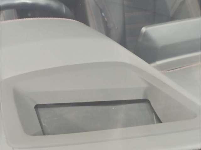 26121946_carP_l_5.jpg