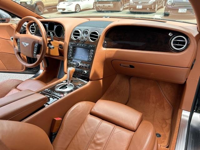 9800307A30240516W00511.jpg