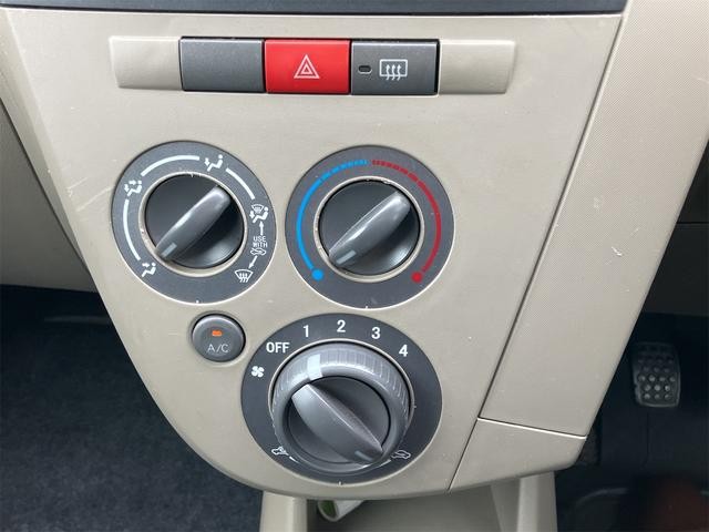 0903575A30260907W00318.jpg