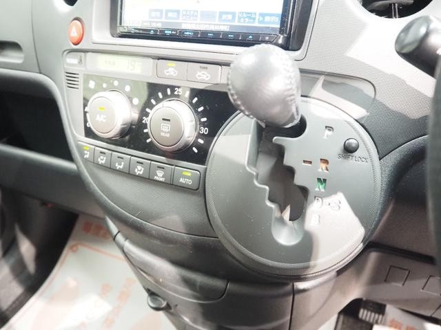 0403084A30260905W00319.jpg