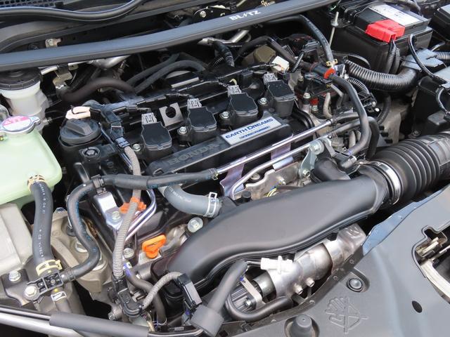 0541379A30260620W00419.jpg