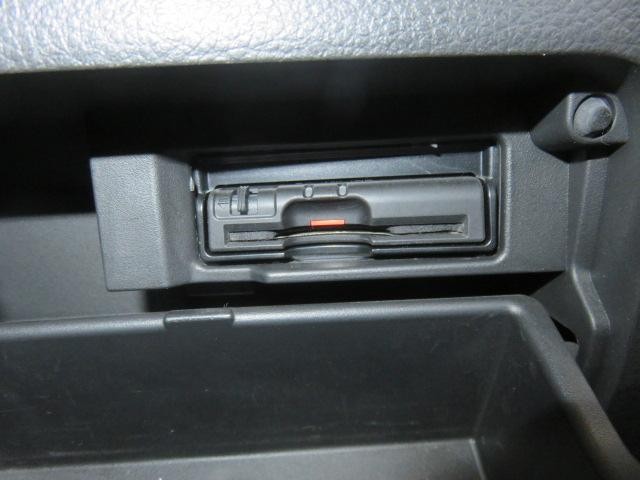 0207233A30260801W00218.jpg