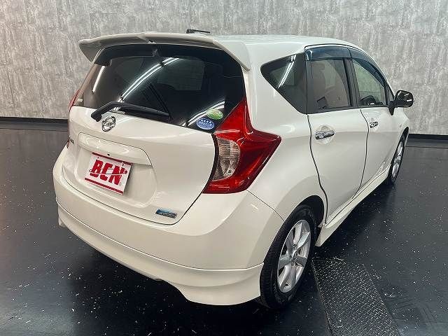 e505caf1ce5a3e7e6f5ade20086c5b43.jpg
