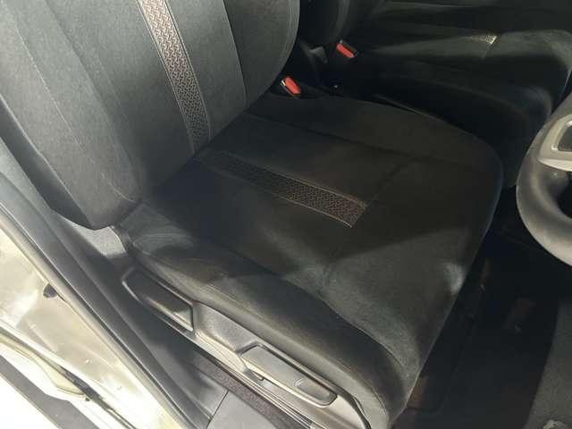 26664952_carP_l_6.jpg