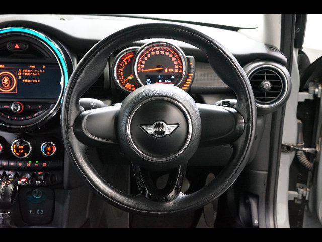 8cb7c1cd03d9ca13951d1920387bbd55.jpg