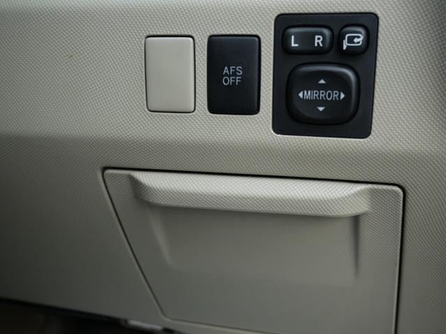 0303693A30260712W00218.jpg