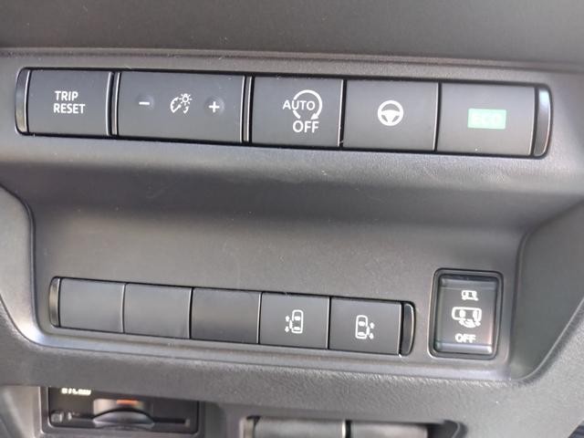 0541590A30260916W00205.jpg