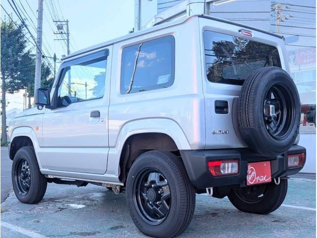 0301958A30260820W00115.jpg