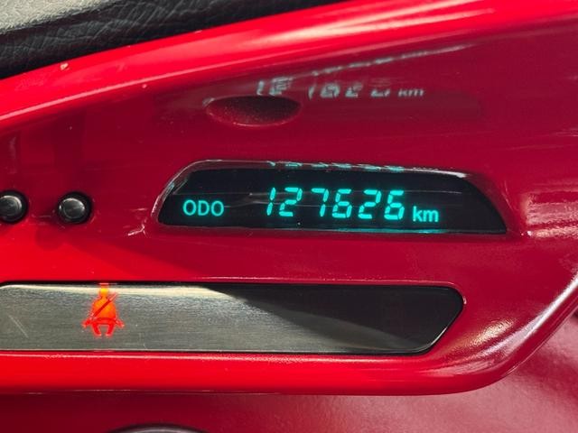 0540499A30261008W00218.jpg