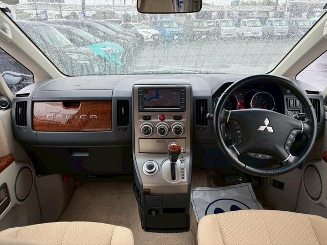 0403411A30260521W00101.jpg